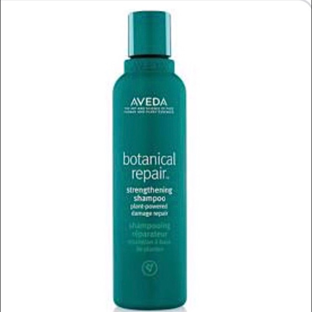 NEW Botanical Repair Strengthening Shampoo